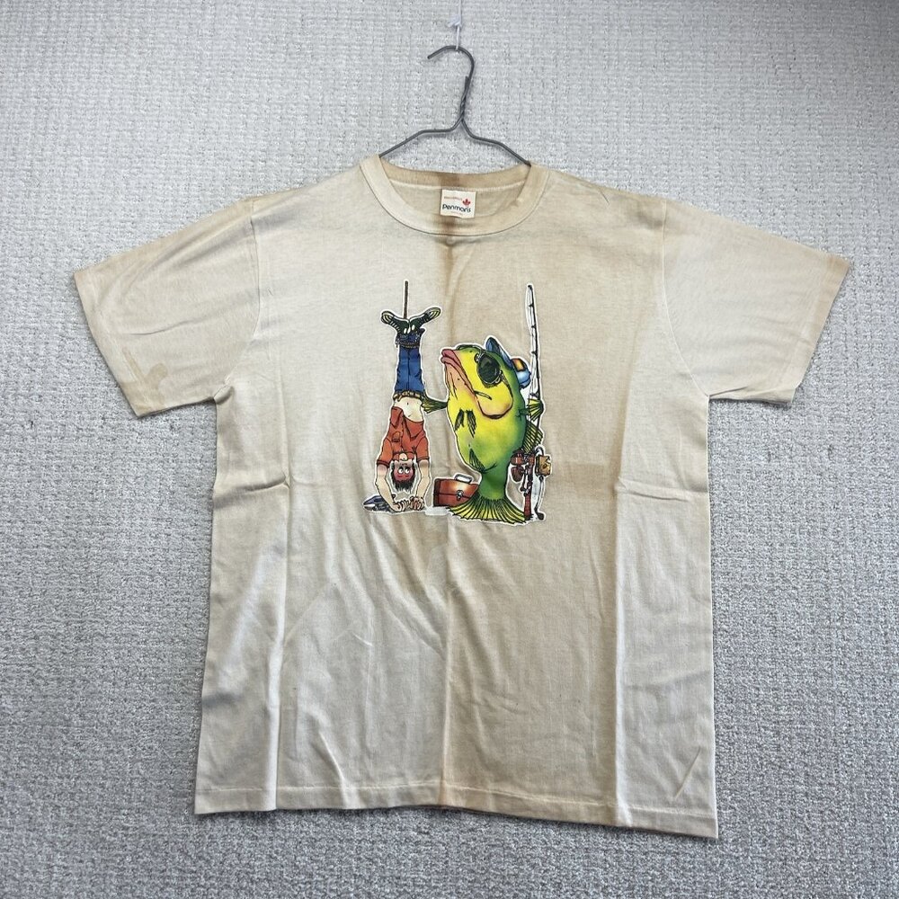 VTG 1976 Fisherman T-Shirt Fish Funny Graphic Single Stitch Fishing Size L Read